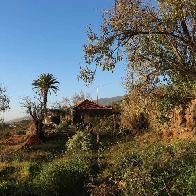 Casita En El Campo Con Vista Al Oceano Tijarafe Exterior foto
