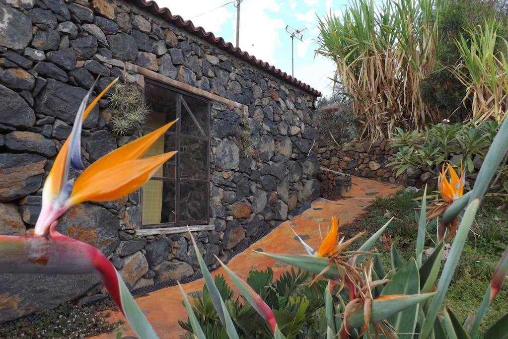 Casita En El Campo Con Vista Al Oceano Tijarafe Exterior foto