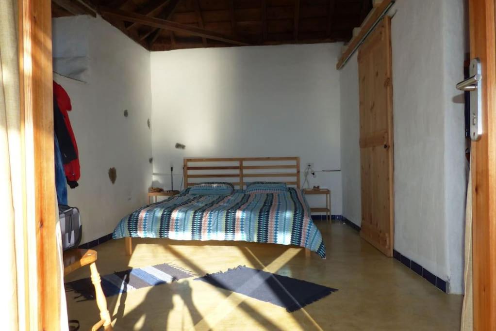 Casita En El Campo Con Vista Al Oceano Tijarafe Exterior foto